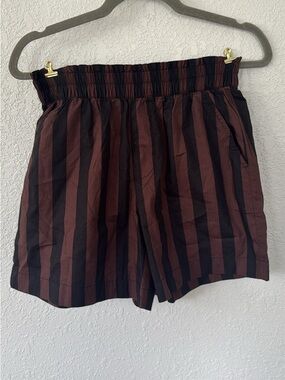 aerie Vertical Stripe Paperbag Waist Shorts - Black & Brown